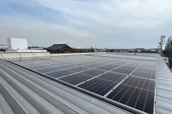 中国地方　７店舗　自家消費型太陽光発電設備設置工事
